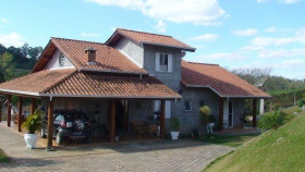 Chácara com 4 Quartos à Venda, 4.200 m² em Curitibanos - Bragança Paulista