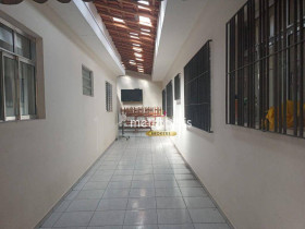 Casa com 3 Quartos à Venda ou Locação, 350 m² em Cerâmica - São Caetano Do Sul