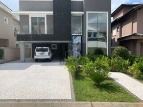 Casa com 4 Quartos à Venda, 347 m² em Tamboré - Santana De Parnaíba