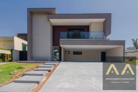 Casa com 4 Quartos à Venda, 430 m² em Alphaville - Barueri