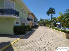 Casa de Condomínio com 3 Quartos à Venda, 120 m² em Praia Grande - Ubatuba