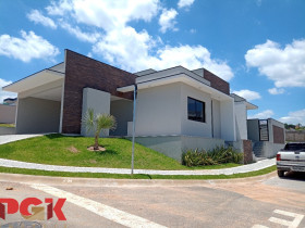 Casa com 3 Quartos à Venda, 169 m² em Vila Capuava - Valinhos