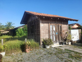 Casa com 2 Quartos à Venda, 80 m² em Centro - Balneário Barra Do Sul