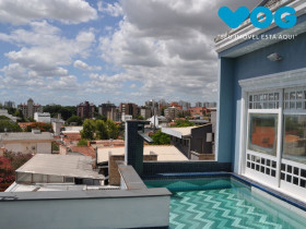 Casa com 4 Quartos à Venda, 526 m² em Três Figueiras - Porto Alegre
