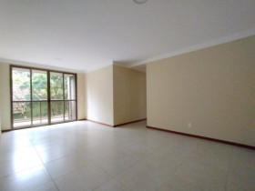 Apartamento com 3 Quartos à Venda, 105 m² em Alto - Teresópolis