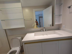 Apartamento com 3 Quartos à Venda, 10 m² em Centro - Balneário Camboriú