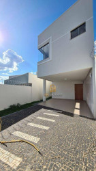 Sobrado com 3 Quartos à Venda, 145 m² em Setor Faiçalville - Goiânia