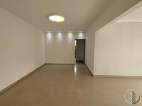Apartamento com 2 Quartos à Venda, 87 m² em Marapé - Santos