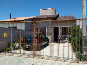 Casa com 2 Quartos à Venda, 88 m² em Fragata - Pelotas