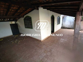 Casa com 2 Quartos à Venda, 400 m² em Umuarama - Uberlândia