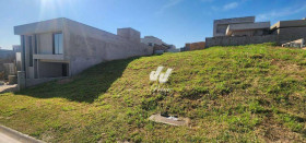 Terreno à Venda, 300 m² em Condomínio Residencial Mont’ Alcino - Valinhos