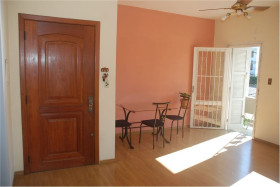 Apartamento com 2 Quartos à Venda, 83 m² em Menino Deus - Porto Alegre