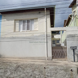 Casa com 3 Quartos à Venda,  em Vila Manfredi - Jundiaí
