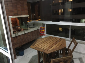 Apartamento com 3 Quartos à Venda,  em Estreito - Florianópolis
