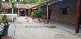 Casa com 5 Quartos à Venda, 345 m² em Massaguaçu - Caraguatatuba