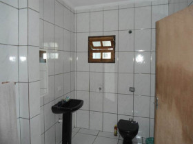 Casa com 1 Quarto à Venda, 40 m² em Loty - Itanhaem
