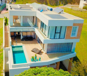 Casa com 4 Quartos à Venda, 500 m² em Tamboré - Santana De Parnaíba