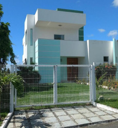 Imóvel com 4 Quartos para Alugar, 322 m² em Lauro De Freitas