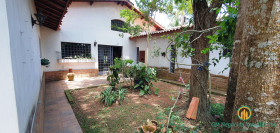 Casa de Condomínio com 4 Quartos à Venda, 509 m² em Chácara Represinha - Cotia
