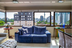 Apartamento com 3 Quartos à Venda, 98 m² em Passo Da Areia - Porto Alegre
