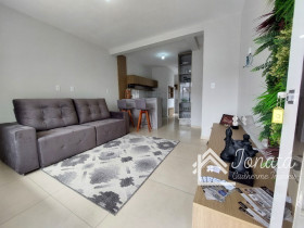 Casa com 2 Quartos à Venda, 70 m² em Centro - Vale Real