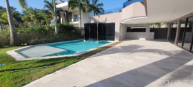 Casa de Condomínio com 4 Quartos à Venda, 900 m² em Barra Da Tijuca - Rio De Janeiro