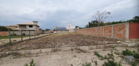 Terreno à Venda, 450 m² em Centro - Esmeraldas