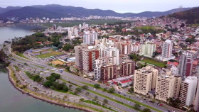 Imóvel à Venda,  em Agronômica - Florianópolis