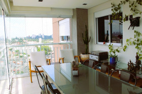 Apartamento com 2 Quartos à Venda, 85 m² em Santo Amaro - São Paulo