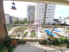 Apartamento com 3 Quartos à Venda, 96 m² em Jardim Las Palmas - Guarujá