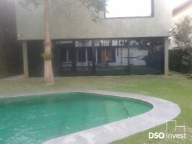 Casa com 3 Quartos à Venda, 676 m² em Jardim Luzitânia - São Paulo