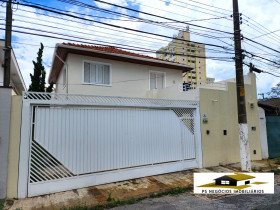 Sobrado com 3 Quartos à Venda, 179 m² em Mirandópolis - São Paulo