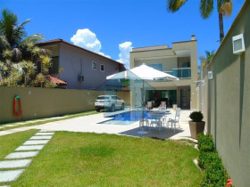 Casa de Condomínio com 5 Quartos à Venda, 360 m² em Porto Bracuhy - Angra Dos Reis