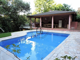 Casa de Condomínio com 4 Quartos à Venda, 1.045 m² em Jardim Do Golf I - Jandira
