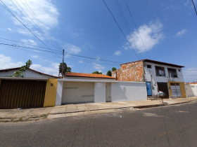Casa com 3 Quartos à Venda, 200 m² em São João