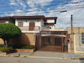 Sobrado com 3 Quartos à Venda, 282 m² em Vila Trujillo - Sorocaba