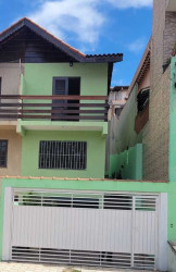 Sobrado com 3 Quartos para Alugar, 125 m² em Vila Dalva - São Paulo