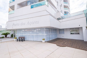 Apartamento com 3 Quartos à Venda, 88 m² em Balneário - Florianópolis