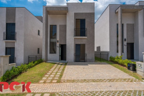 Casa com 4 Quartos para Alugar, 145 m² em São Joaquim - Vinhedo