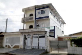 Casa com 4 Quartos à Venda, 300 m² em Caiçara - Praia Grande