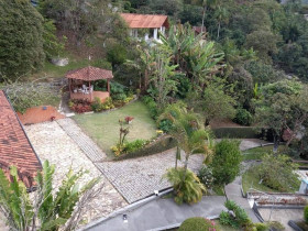 Casa com 6 Quartos à Venda, 1 m² em Vale Dos Pinheiros - Nova Friburgo