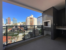 Apartamento com 2 Quartos à Venda, 107 m² em Trindade - Florianópolis