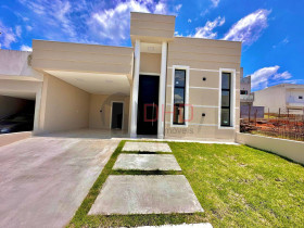 Casa de Condomínio com 3 Quartos à Venda, 178 m² em Cajuru Do Sul - Sorocaba