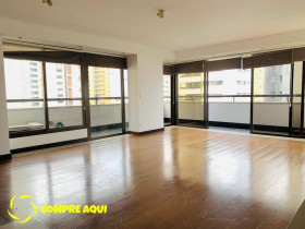 Apartamento com 4 Quartos à Venda, 290 m² em Aclimação - São Paulo