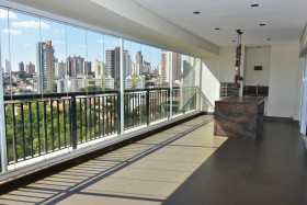 Apartamento com 4 Quartos para Alugar, 236 m² em Centro - Piracicaba