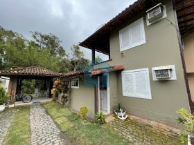 Casa de Condomínio com 5 Quartos à Venda,  em Porto Frade - Angra Dos Reis