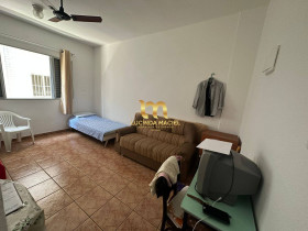 Apartamento à Venda, 32 m² em Canto Do Forte - Praia Grande