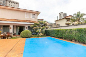 Casa com 3 Quartos à Venda, 570 m² em Santa Lúcia - Belo Horizonte