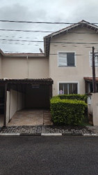 Casa com 2 Quartos para Alugar, 74 m² em Jardim Petrópolis - Cotia