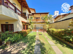 Casa com 5 Quartos à Venda ou Locação, 346 m² em Enseada Azul - Guarapari